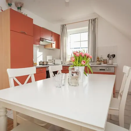 公寓 Bahnhofstrasse 13 3 *